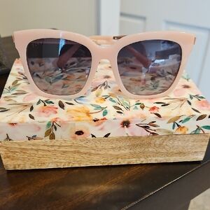 Diff Pink And Gold Sunglasses